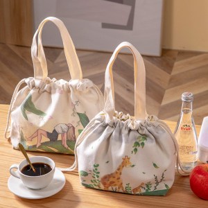 calpak lunch bag