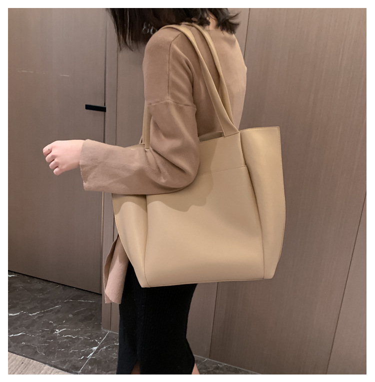 women's designer tote bags