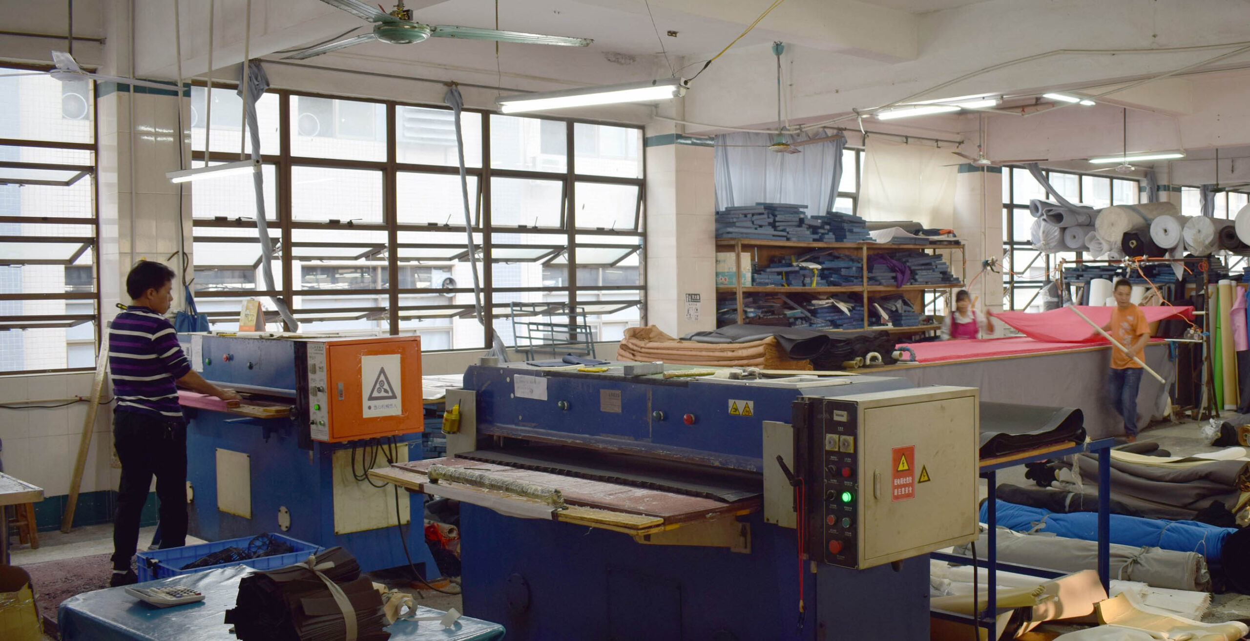 handbag cutting machine