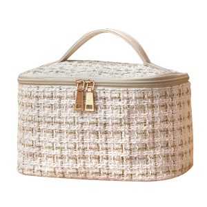 Wholesale large capacity travel cosmetic bag