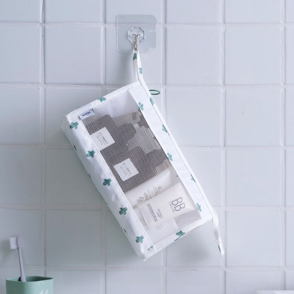 Hanging cosmetic toiletry bag