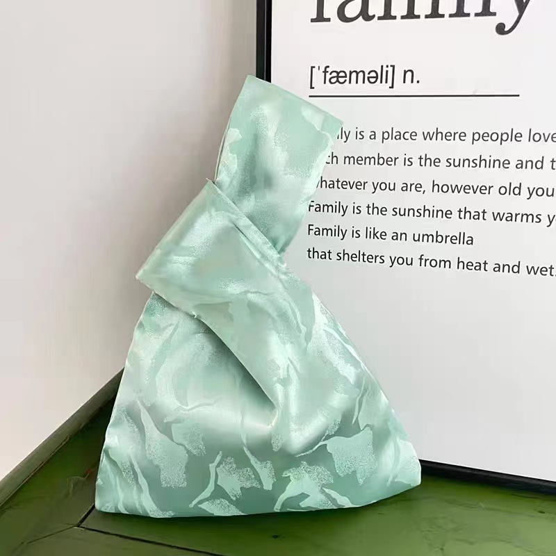 sustainable gift bags